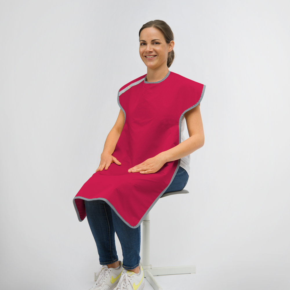 RD642 Protective Apron in the colour Orchidee.